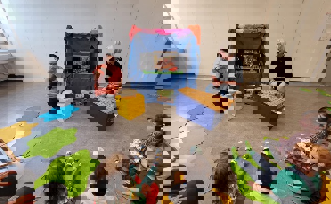 Familientreff: Geschichte für die Kleinsten vorgelesen