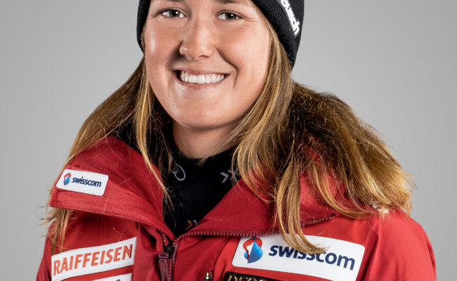 Verletzte Skirennfahrerin Lorina Zelger: Auf Erholung folgt nun die Reha