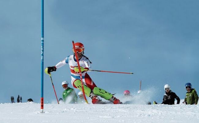 Lorina Zelger kehrt nach einer Verletzungspause am Samstag auf die Piste zurück
