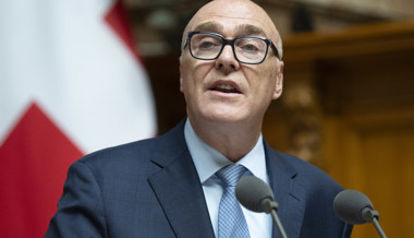 Bundesrat Martin Pfister spricht Wirtschaftsforum zum Thema Sicherheit