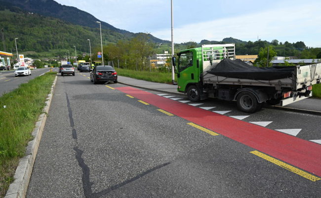 49-jährige Frau erlitt bei einem Auffahrunfall unbestimmte Verletzungen