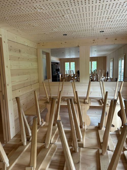 Bei der Renovation wurde grösstenteils regionales Holz verwendet.
