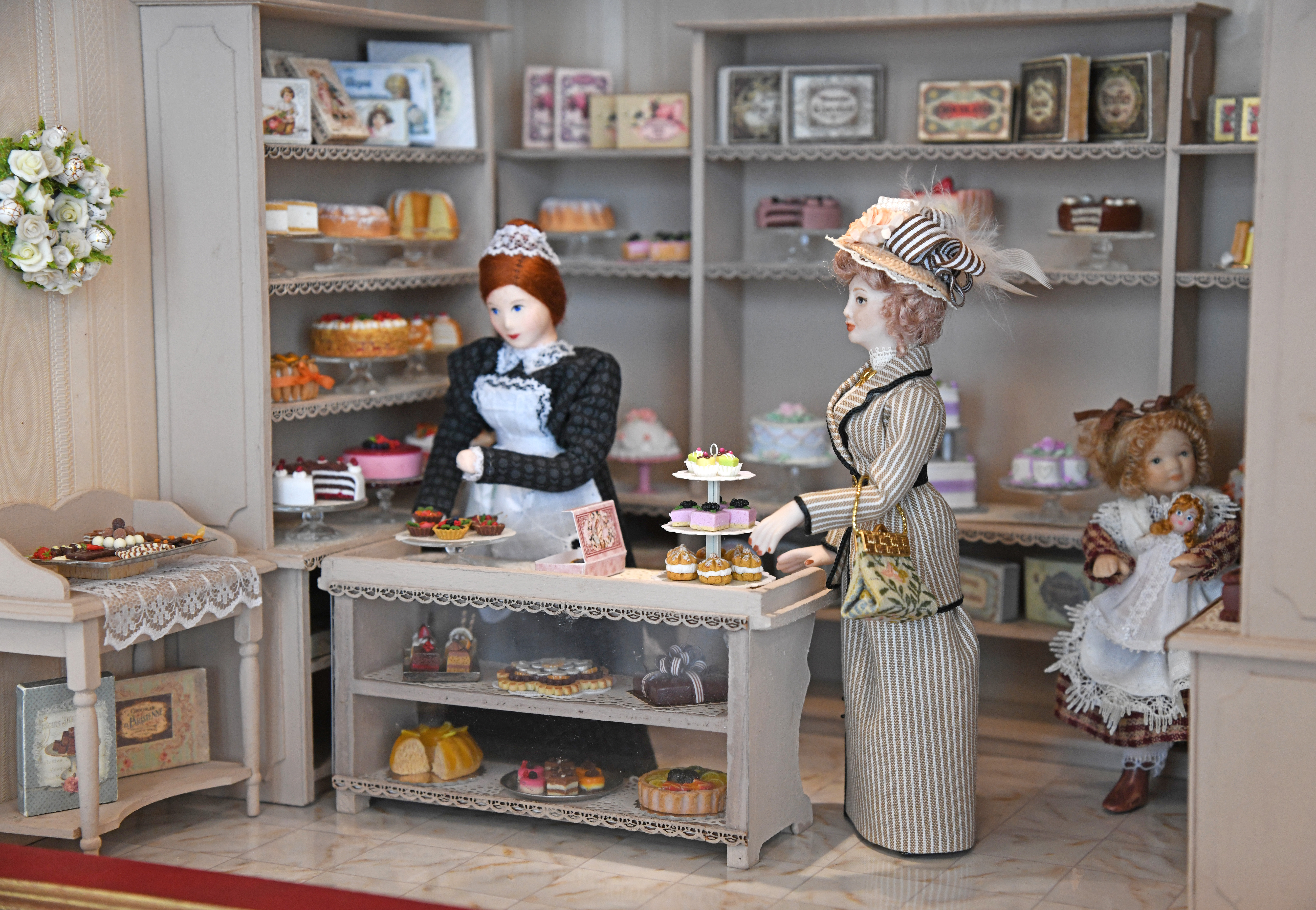 Ein Hobby mit riesiger Bandbreite: Ausstellung von Puppenstuben