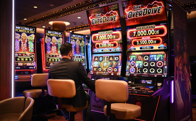 Zocker-Schlupfloch ist zu: Ein Jahr nach dem Sperrlistenabkommen kämpfen Liechtensteins Casinos ums Überleben