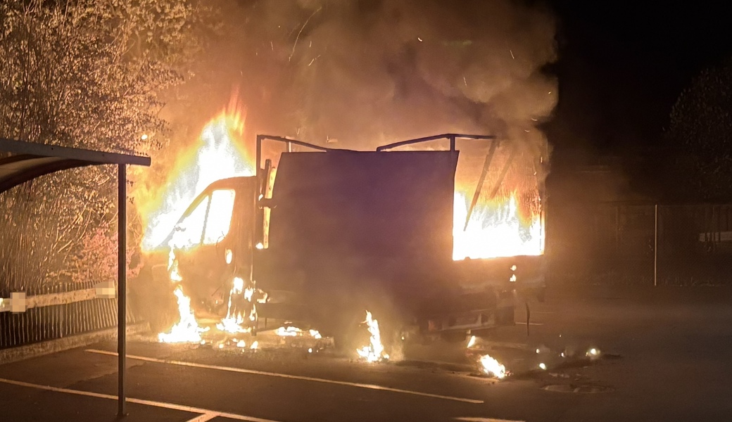 Der Sachschaden beträgt rund 30'000 Franken.