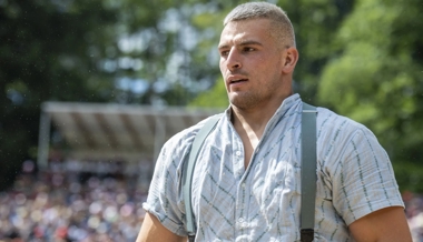 Samuel Giger gewinnt das Kantonalschwingfest in Unterwasser