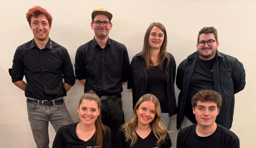 Hintere Reihe, von links: Rolf Hanselmann, Swen Stüber, Miriam Sulser, Marco Hanselmann; vordere Reihe, von links: Chiara Brauchli, Nina Aggeler, Ralf Mannhart.