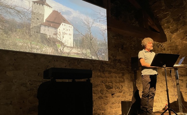 Geschichte und Geschichten zu Schloss und Städtli erzählt