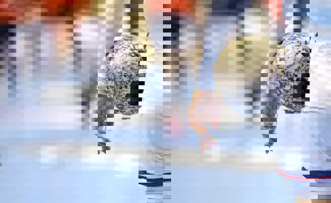 «Häsch en Geburtstag-Orgasmus gha?»: Cheftrainer bedrängt Juniorin