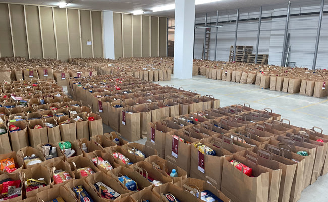 Das Rote Kreuz verteilt in der Region 380 Spendentaschen