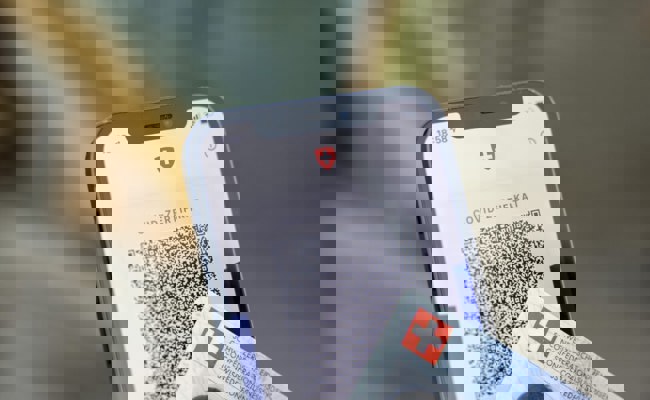 Zertifikatsfälschungsskandal: Staatsanwaltschaft bringt drei Personen vor Gericht