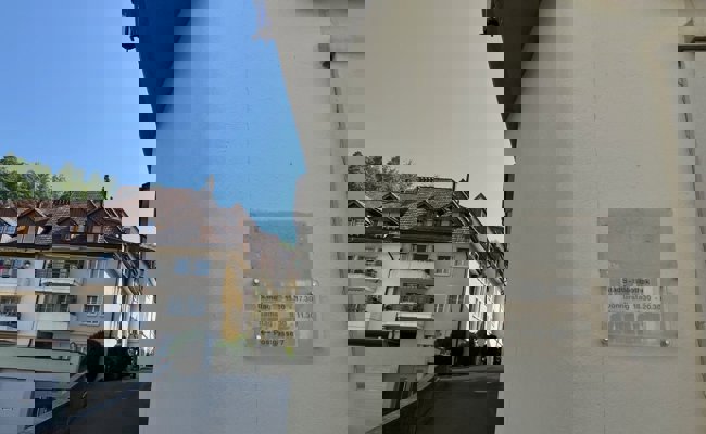 Angeklagter Anwalt Roos verstorben: Strafverfahren wird eingestellt, Schadenersatz bleibt offen