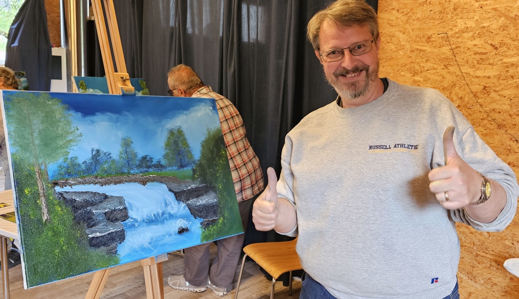 Die wilde Frisur ist bereits die eines Künstlers, sein Bild hingegen lässt noch Entwicklungspotenzial erahnen: Max Tinner.