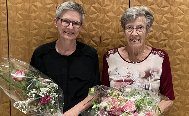 Frauenchor blickte aufs Jahr zurück und ernannte ein Ehrenmitglied