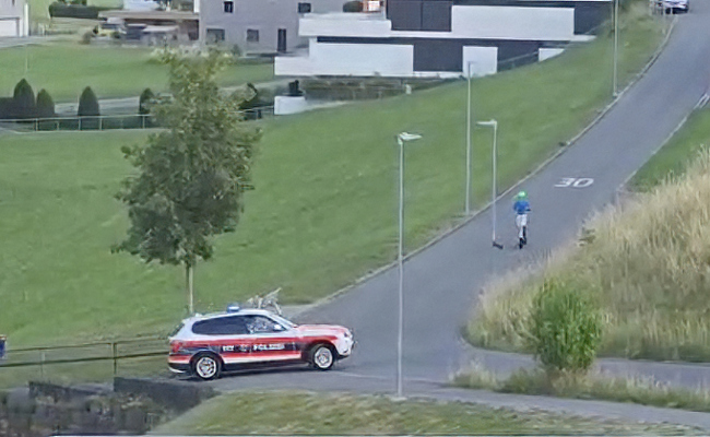 Verfolgungsjagd auf 12-jährigen E-Scooterfahrer: Polizeichef bedauert den Vorfall