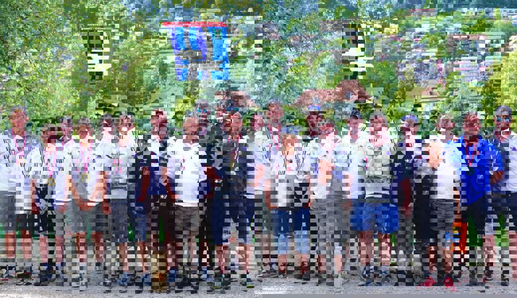  Die erfolgreichen Buchser Wettkämpferinnen und Wettkämpfer des Chnüppu-Cups. 