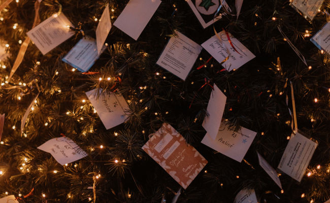 «Ein echtes Weihnachtswunder»: Schon mehr als 400 Wünsche vom Wunschbaum wurden erfüllt