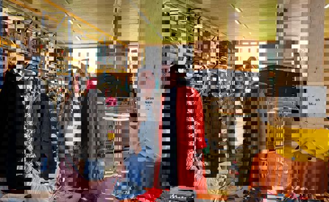 Zeichen gegen übermässigen Konsum: Eine zweite Chance für Kleider