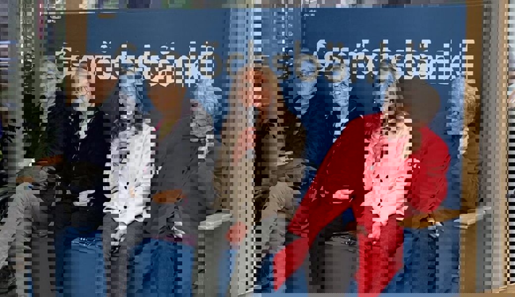  Stadträtin Petra Näf nahm auf dem Bänkli Platz. 