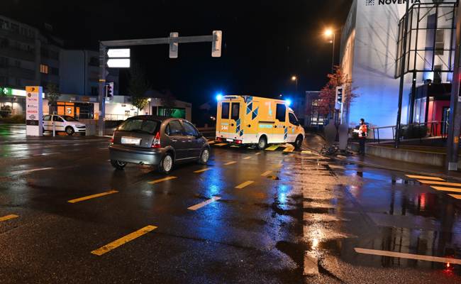 18-jähriger E-Bike-Fahrer bei Kollision verletzt