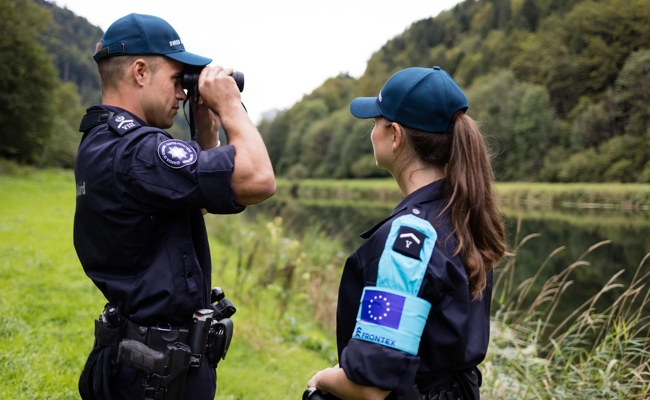 Weil ein Polizist mit Hanfsamen erwischt wurde: Grenzwächter mit illegaler Auslandmission aufgeflogen