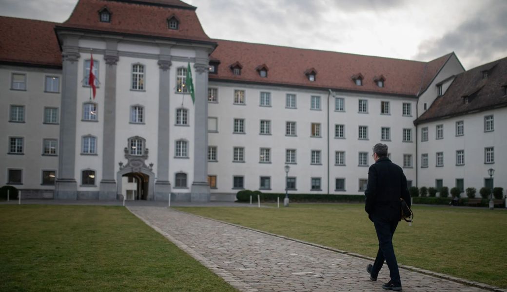 Der Kanton St.Gallen leitet eine KI-Projektgruppe, die aus fünf Kantonen und dem Fürstentum Liechtenstein besteht. 