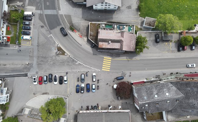Vorfahrt missachtet: Motorradfahrer musste ausweichen und verletzte sich leicht
