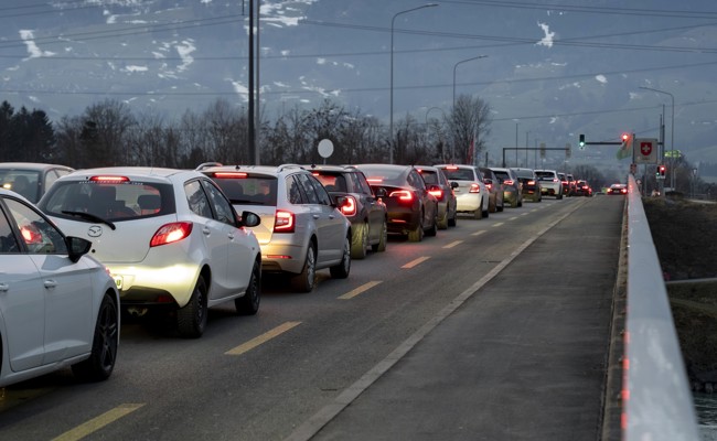 Rheinbrücke Haag: Liechtensteiner Nachbarn fordern Massnahmen