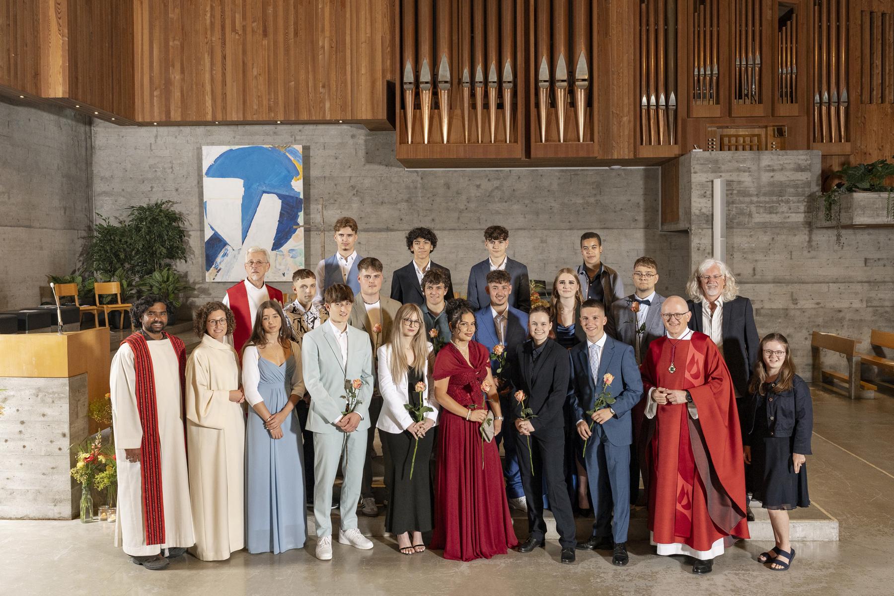 Firmung gemeinsam mit Generalvikar Guido Scherrer