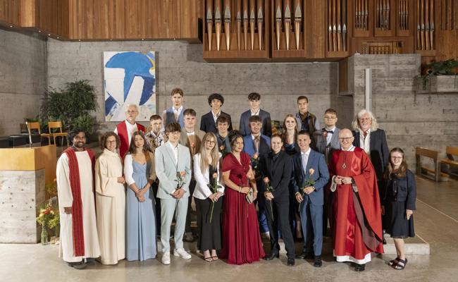 Firmung gemeinsam mit Generalvikar Guido Scherrer