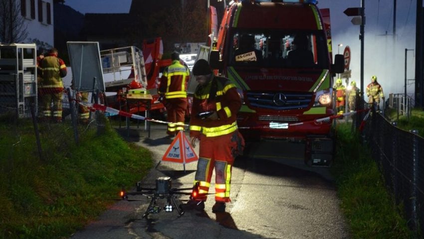  Die Feuerwehr Werdenberg Süd erntete für ihre Arbeit vor Ort viel Lob. 