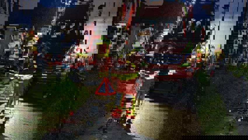  Die Feuerwehr Werdenberg Süd erntete für ihre Arbeit vor Ort viel Lob. 