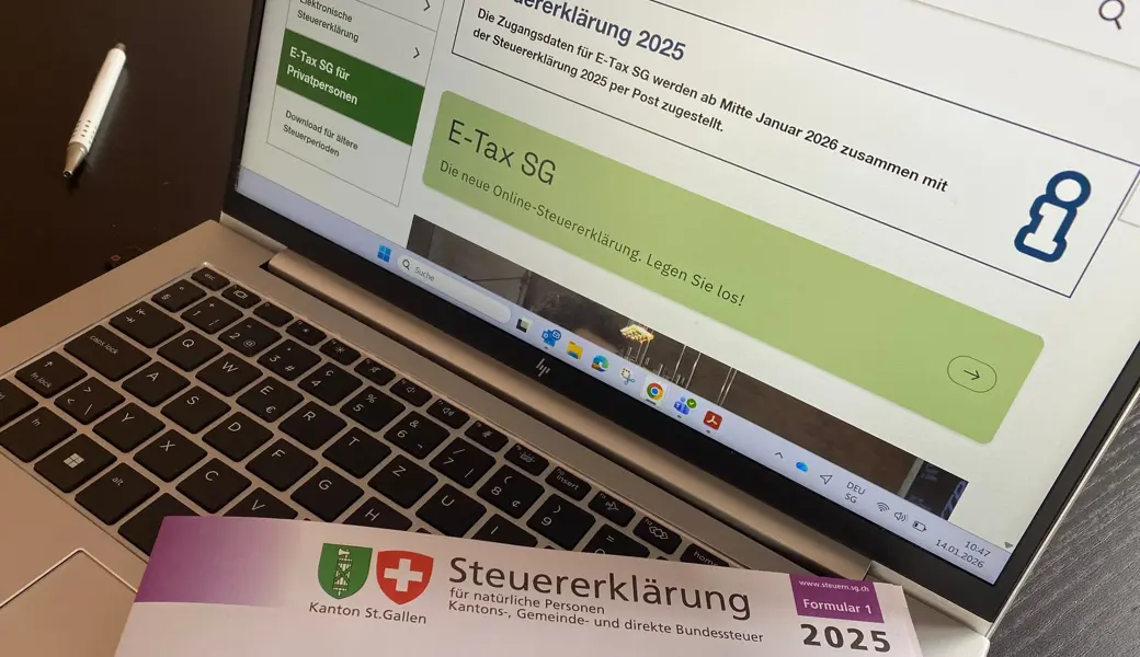 Schluss mit Herunterladen: Wer im Kanton St.Gallen die Steuererklärung digital ausfüllt, macht das neu direkt im Internet.
