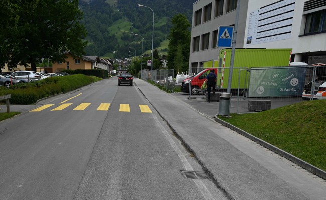 Fahrerflucht nach Kollision auf Fussgängerstreifen – Autofahrer ist ermittelt