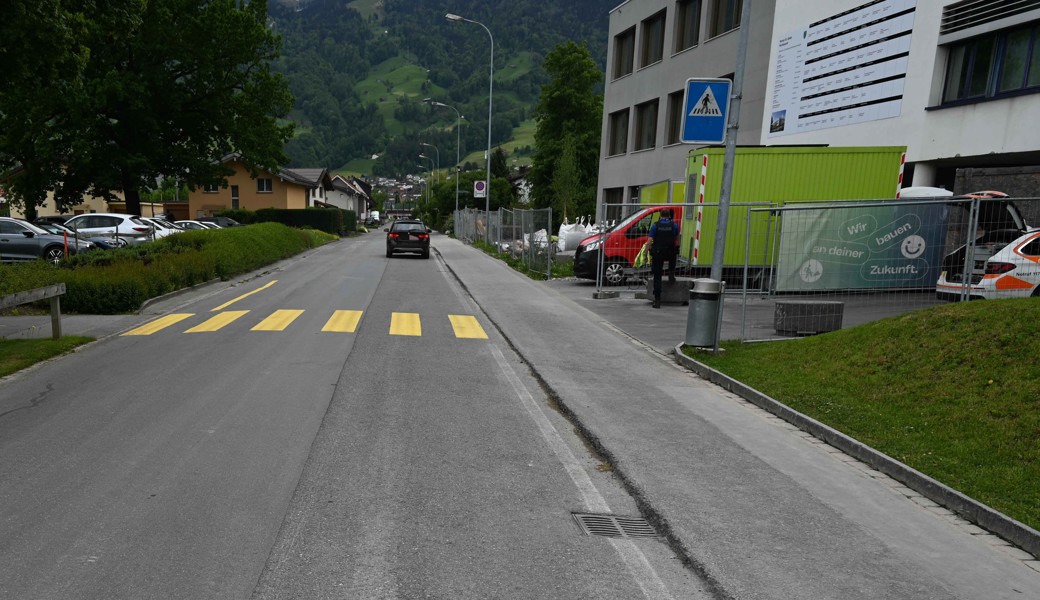 Fahrerflucht nach Kollision auf Fussgängerstreifen – Autofahrer ist ermittelt