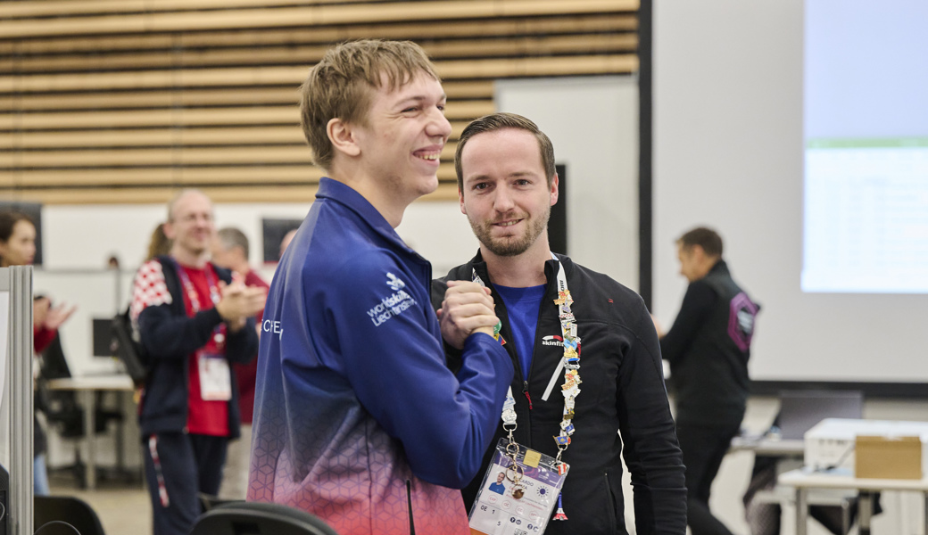 Glückliche Gesichter: Bo Ryffel (links) und sein Experte Riccardo Somma haben es vollbracht.