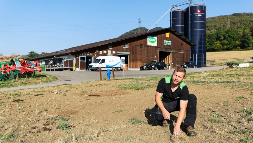 «Alles staubtrocken»: Landwirt Christoph Haefely im solothurnischen Hägendorf. 