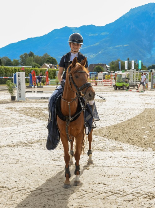 Sina Fässler mit ihrem Pony My Little Melody.