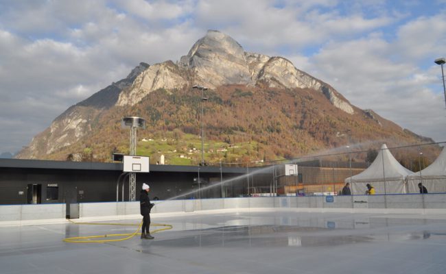 Den Menschen eine gewisse Normalität bieten: Der Eispark eröffnet am 11. November