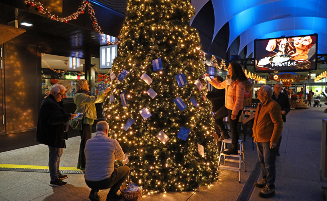Gutes tun: Der Christbaum voller Wünsche ist zurück