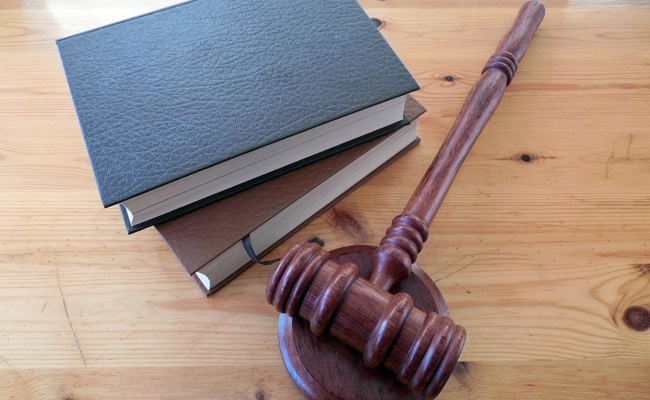 Er verging sich an einem Teenager – teilbedingte Haft für Erwachsenen