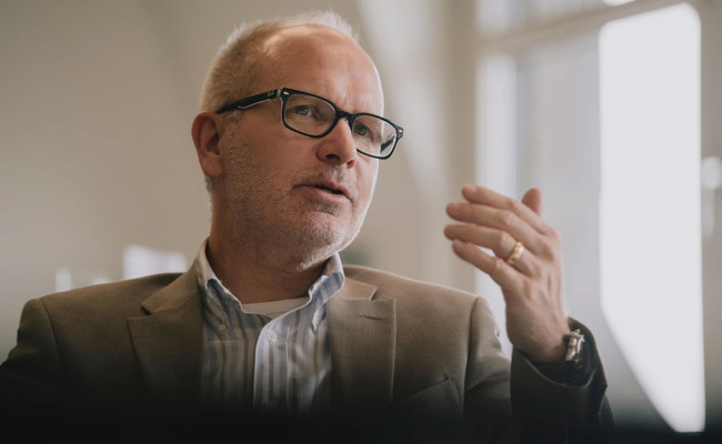 Stefan Kölliker im falschen Film: Der vermeintliche Hüppi-Nachfolger steht mit abgesägten Hosen da