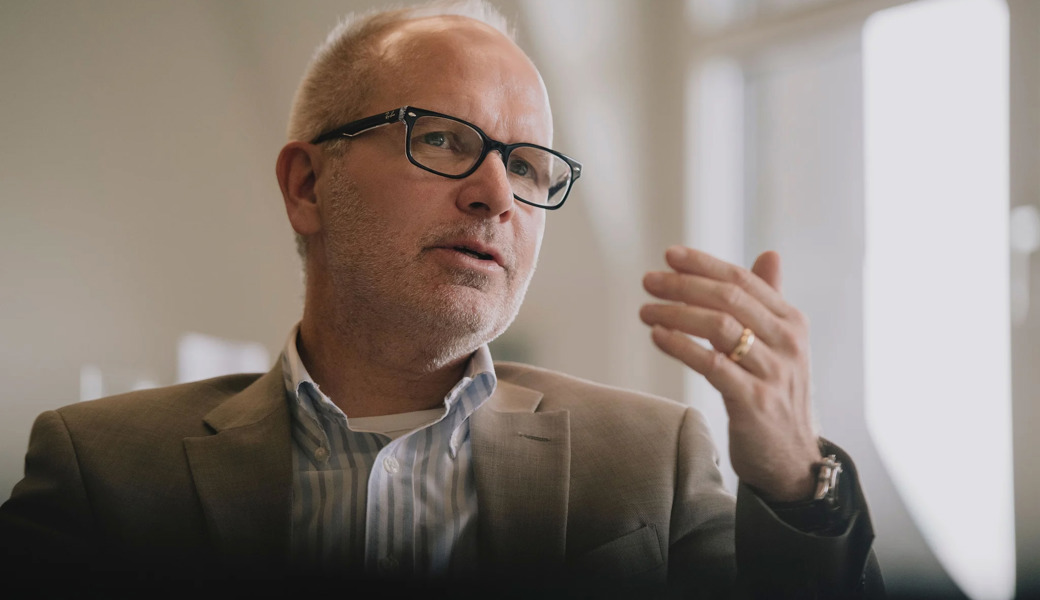 Stefan Kölliker im falschen Film: Der vermeintliche Hüppi-Nachfolger steht mit abgesägten Hosen da