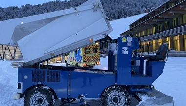 32-Jähriger verliert bei Unfall mit Eisbearbeitungsmaschine drei Finger