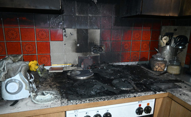 Kochtopf auf  Herd vergessen: In Mauren brannte am Montagabend eine Küche