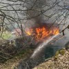 Brand zerstört Traktor und Unterstand