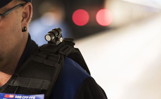 Für mehr Sicherheit: SBB-Transportpolizei trägt ab September Bodycams