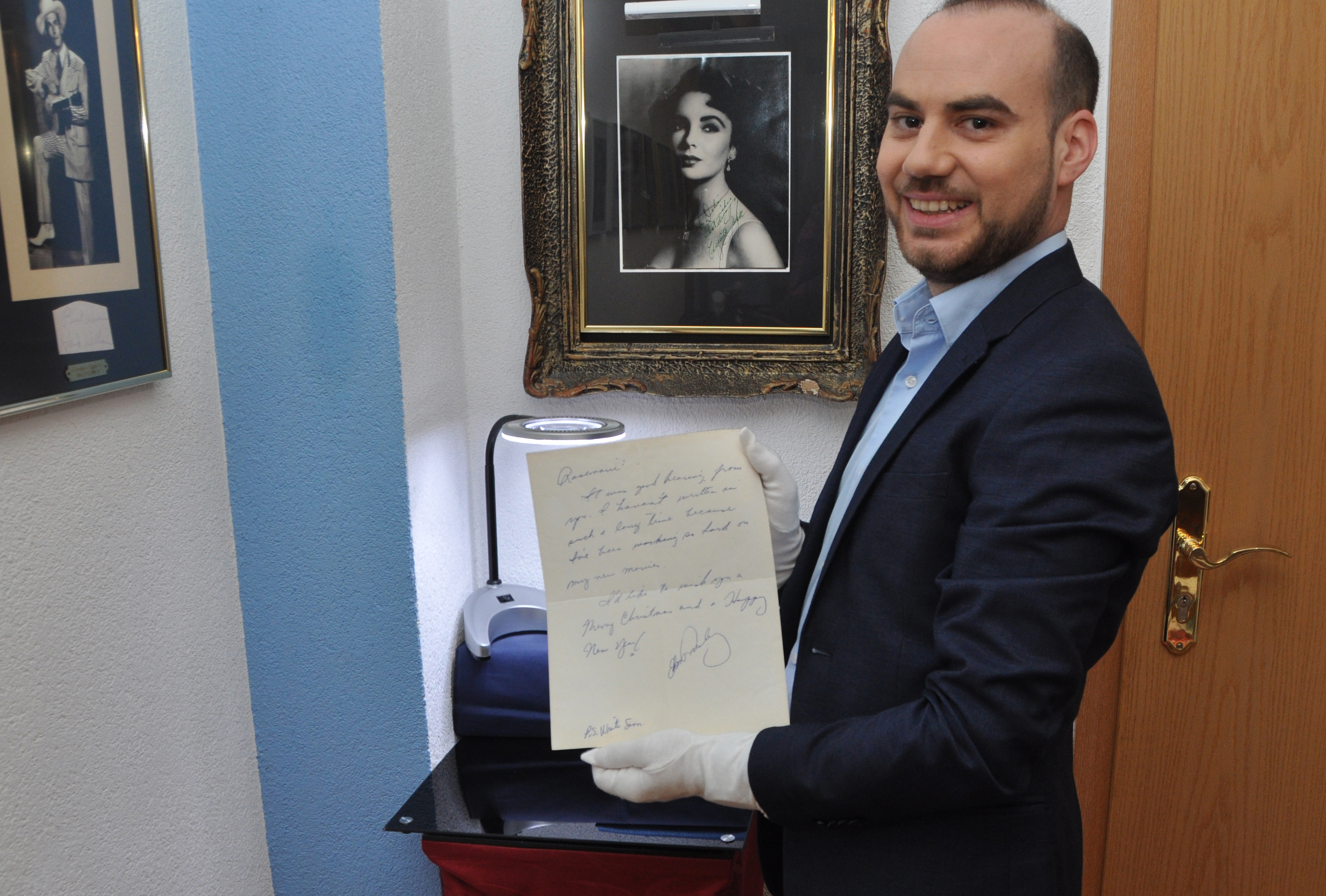 Die Unterschrift des King macht ihn nervös