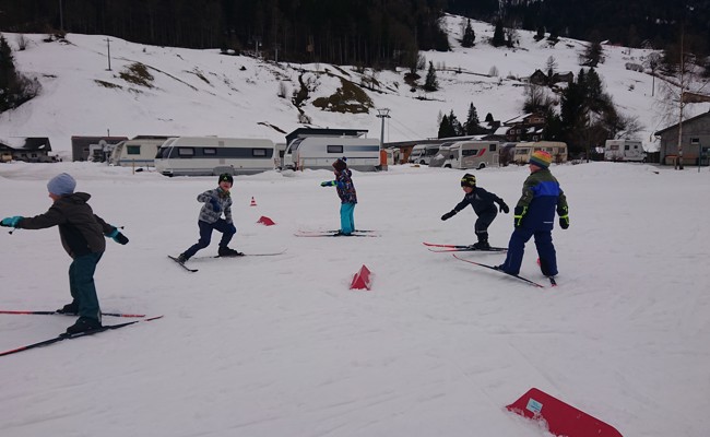 550 Kinder versuchten sich auf der Loipe