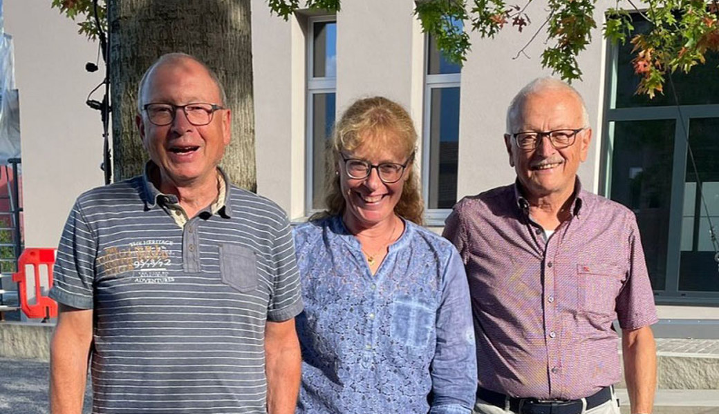 Verabschiedete freiwillige Fahrer der Region Werdenberg–Sarganserland (von links): Walter Gantenbein, Grabs, Martina Kobler, Einsatzleiterin Fahrdienst, und Othmar Kuster, Wangs.